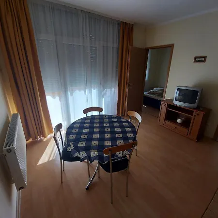 Romai Therme דירה *